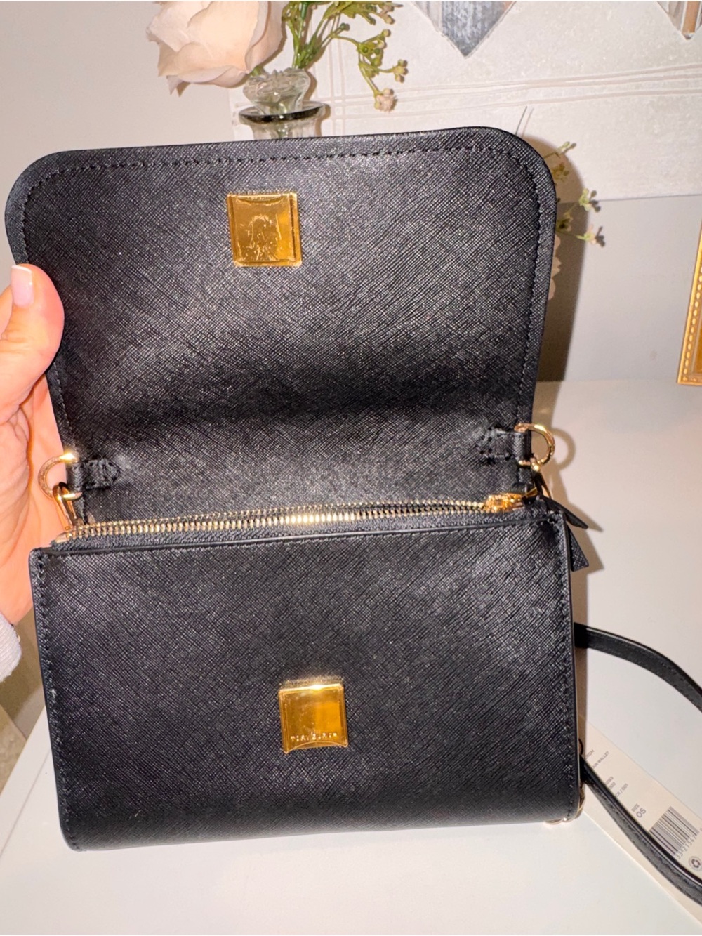 Tory Burch Black Pebbled Leather Crossbody with Gold Hardware - Picture 4 of 5